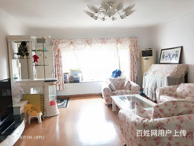 湾仔码头 城轨站旁 鸿景花园 3房2卫 装修保养如新 拎包入 - 图片 1