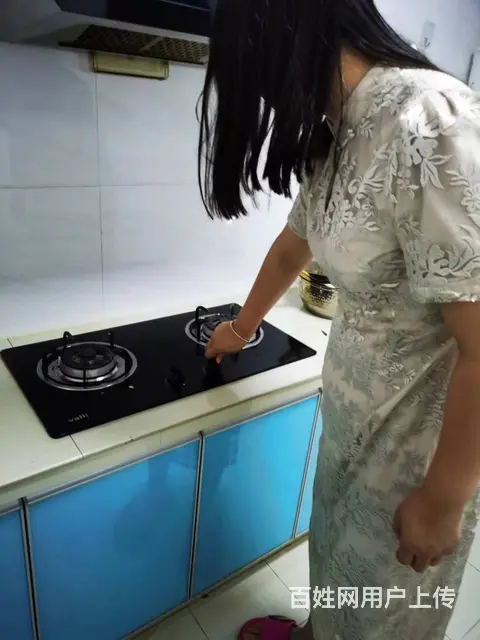 临沂维修油烟机的电话兰山区修热水器上门服务 - 图片 1
