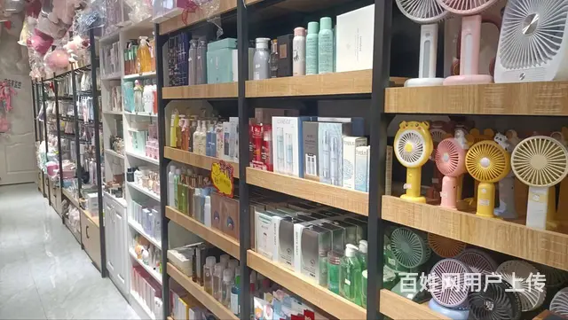 C9182位于阜康市公园六号商业街临街店面转让 - 图片 2