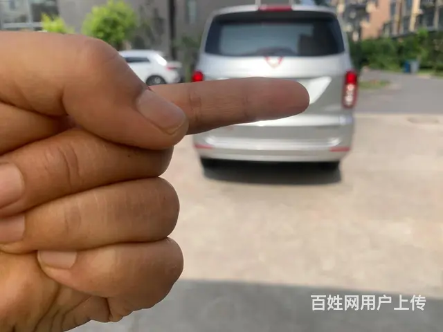 2019年五菱宏光S，1.5L，7座 - 图片 4