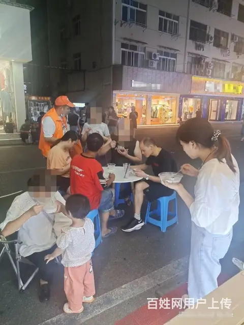 （易转推荐）陆村夜市热闹好地段冷饮小吃店低价急转！！！ - 图片 6