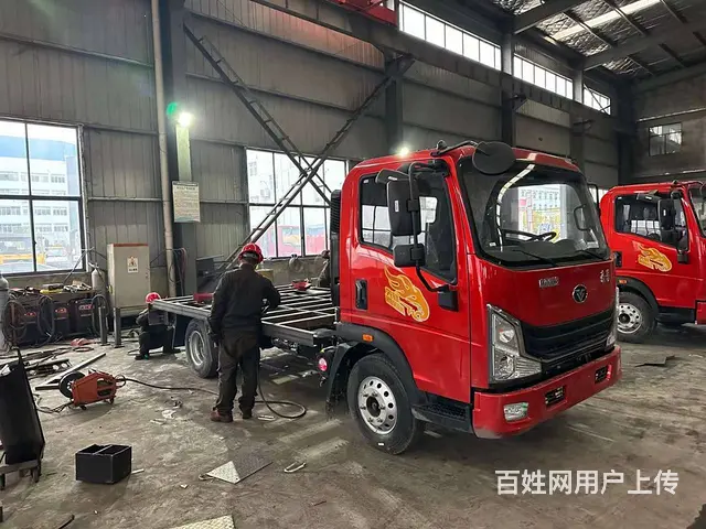 重汽豪曼蓝牌80挖掘机平板车 75挖机拖板车包上户 - 图片 6