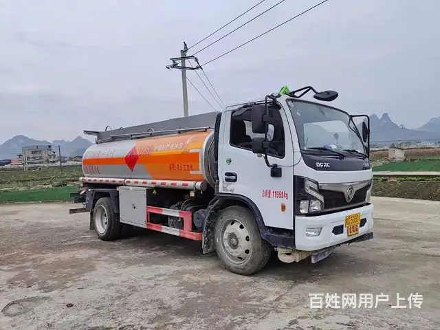 国六东风福瑞卡八吨油罐车 手续齐全 低价出售 - 图片 2