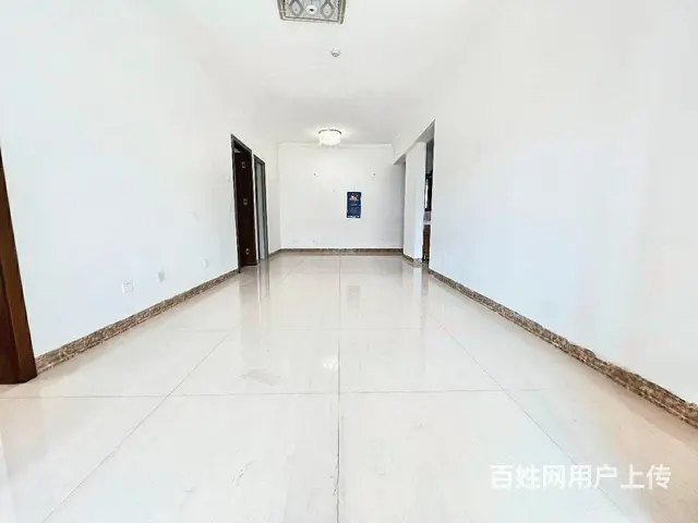 青瓷大宅 西南端3房 1 3 0 W 有税 此房要抢 - 图片 5