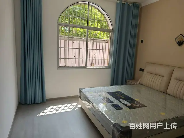上高团结路二楼新装修四房送家具有地下室证件齐全可按揭 - 图片 7