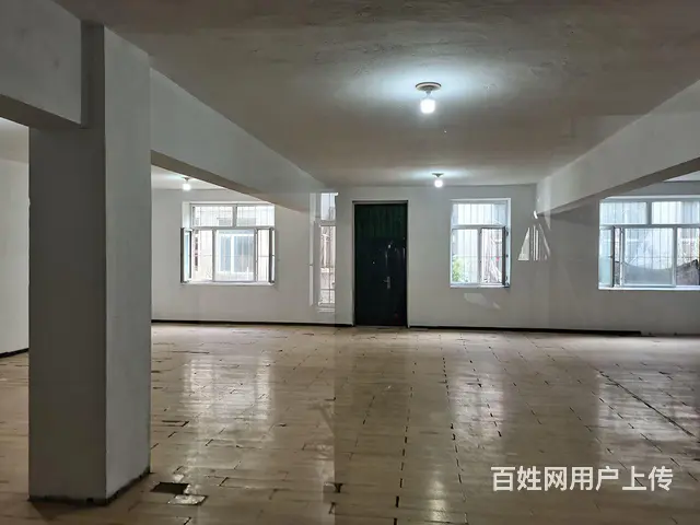 一楼二楼带地下室，每层200平方，共三层 - 图片 5