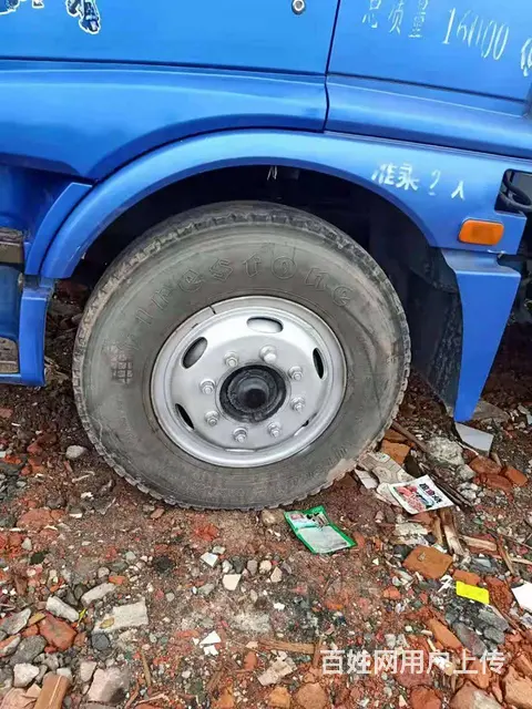载货车东风天龙前四后四厢式车245马力17年4月 - 图片 8