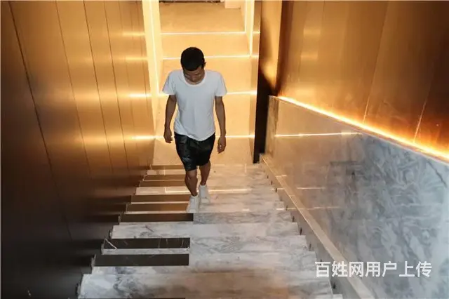 （同城搜铺网）西外凤凰城200平装修公司整转（可空转） - 图片 6