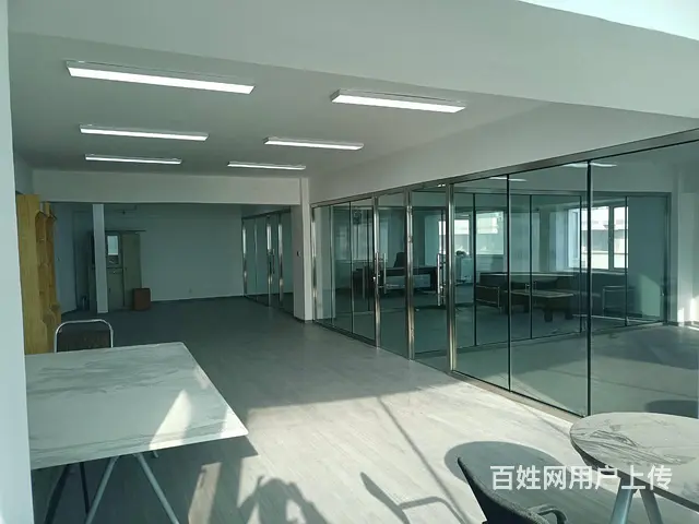 急租超大办公室多间 - 图片 2