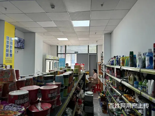 （51旺铺推荐）国兴大道国沣城73平品牌便利店转让 - 图片 4