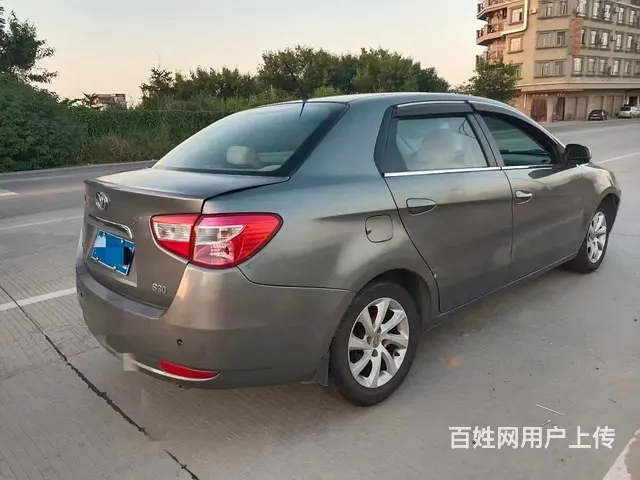 风神S30 2011款 S30-三厢 1.6 手动 尊贵型 - 图片 5