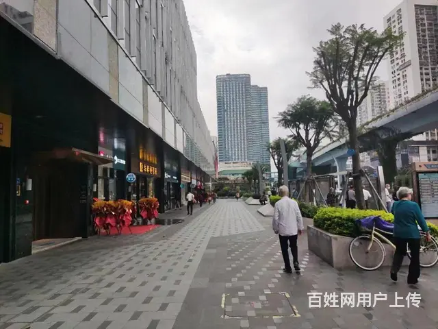 火车站公交站后面 交通便利 适合饮品美容美甲服装水果等 - 图片 11