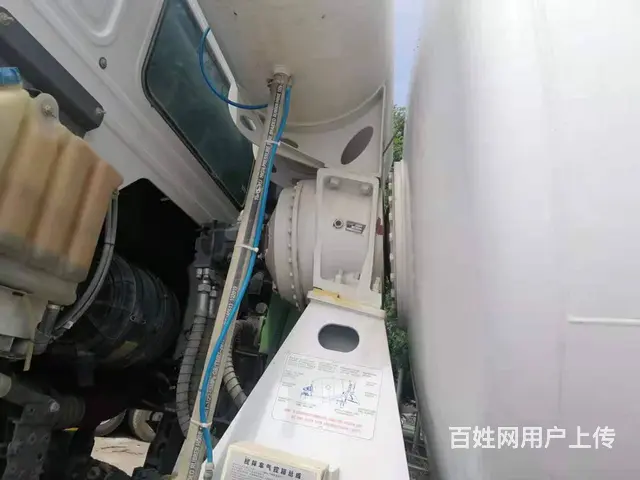 二手国五豪沃搅拌车唐鸿上装 大20方 380马力， - 图片 7