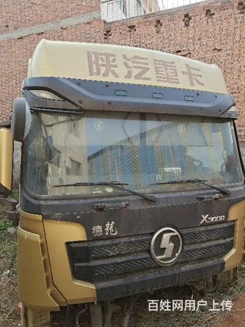 陕汽德龙X3000驾驶室  土豪金 小郭驾驶室 - 图片 1