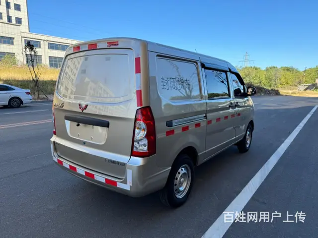 22年五菱荣光S，1.2发动机一万多公里，五坐封闭 - 图片 3