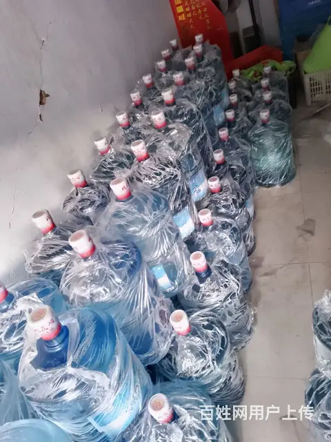 大批量供应桶装水 - 图片 1