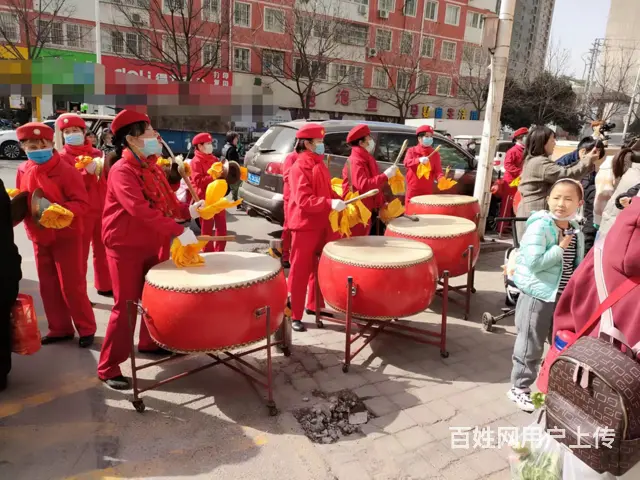 洛阳婚庆庆典演出生日演出舞蹈魔术小丑泡泡秀二人转舞 - 图片 2