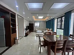 店长重点推荐！橡树湾四期4室家具电器齐全非常干净5000
