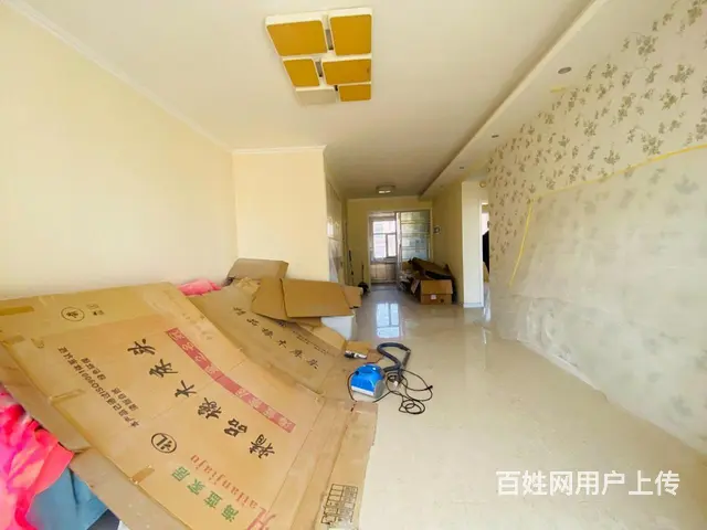69.8万！世纪康城10楼精装未住 两室送车位储藏室 - 图片 1