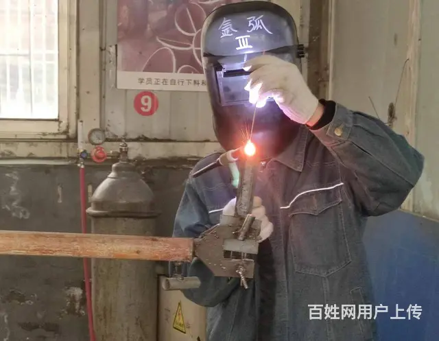 日照电工培训铲车培训学叉车证挖掘机培训 - 图片 1