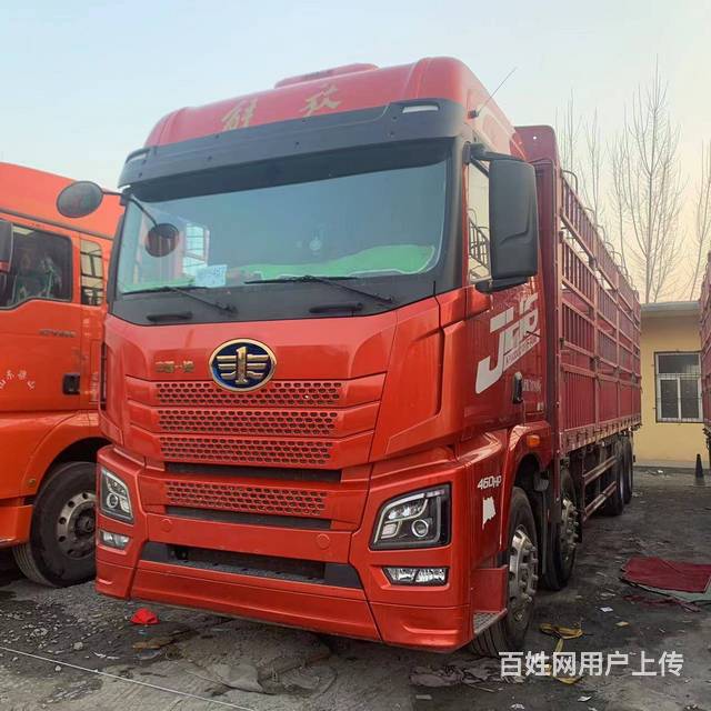 21年6月份青岛解放前四后八9.6米高栏,国五的图片