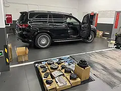 杭州奔驰GLS450改装升级原厂大柏林之声音响