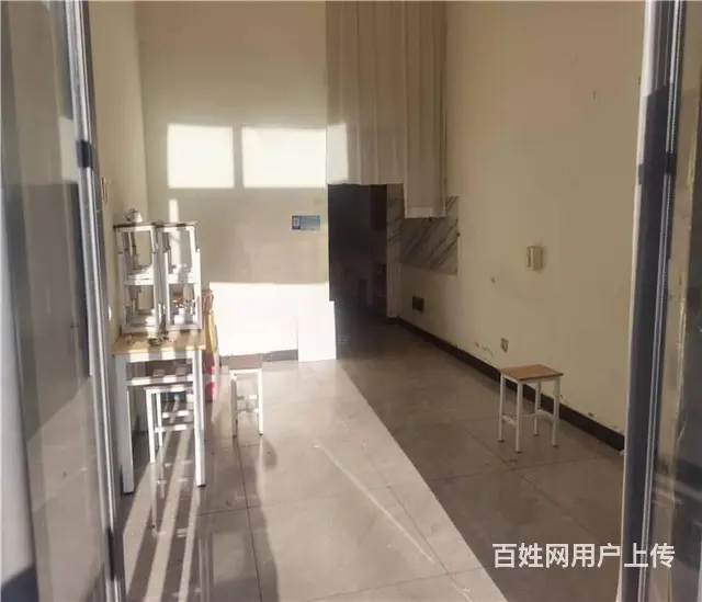 （同城搜铺网）2.5万转让新区鲁艺二号34平小吃店 - 图片 4