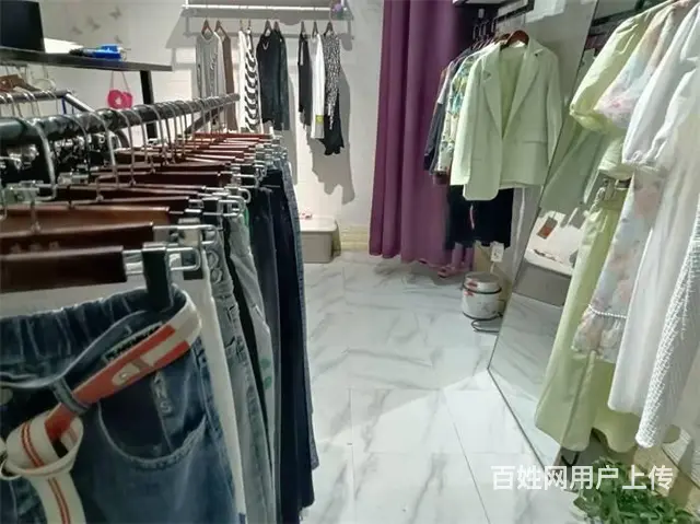 南门市场内18平服装店转让《同城搜铺网》 - 图片 4