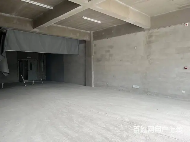 出租：好位置大门头临街商铺 - 图片 2