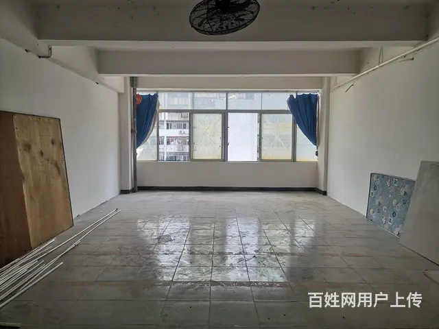新香洲市中心6间70平仓库出租 - 图片 4