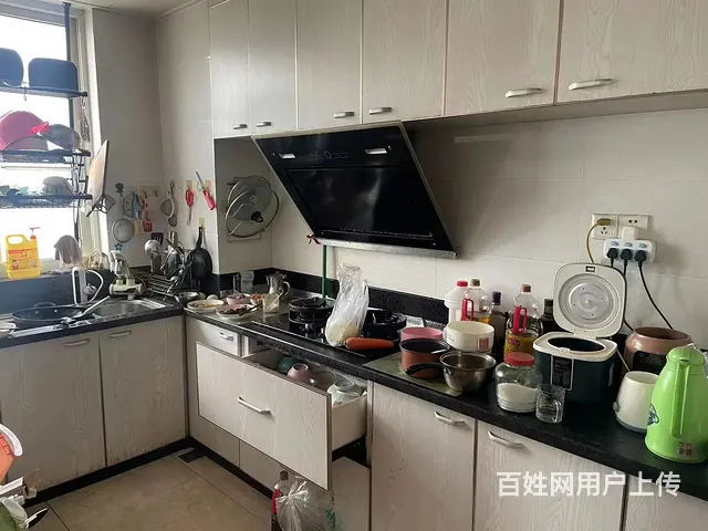 学府家园 普通住宅 精装修141平米 - 图片 1