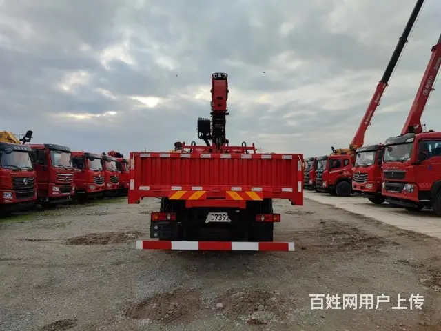 新款东风国六随车吊　宏昌天马随车吊年底厂家优惠价格 - 图片 7