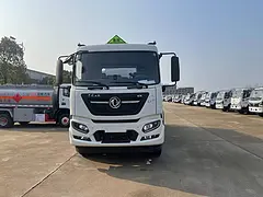 10吨油罐车之王 东风天锦 楚胜出品 必属精品