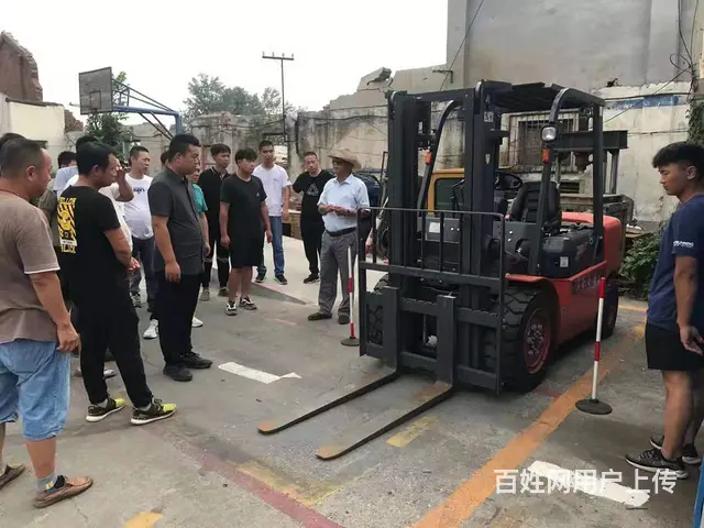 电焊培训学校二保焊培训学校考焊工证在哪报名叉车培训 - 图片 12