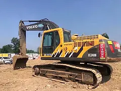 低价售个人沃尔沃240二手挖掘机工地原版一手土方车