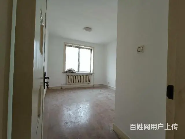 丝绸路小学附近，四楼，39万两室两厅带阁楼，地上储 - 图片 3