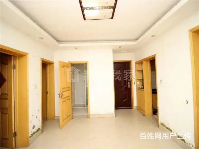一楼还带有小院子（泰山三村带这样的院子非常少）看房有钥匙的。 - 图片 1