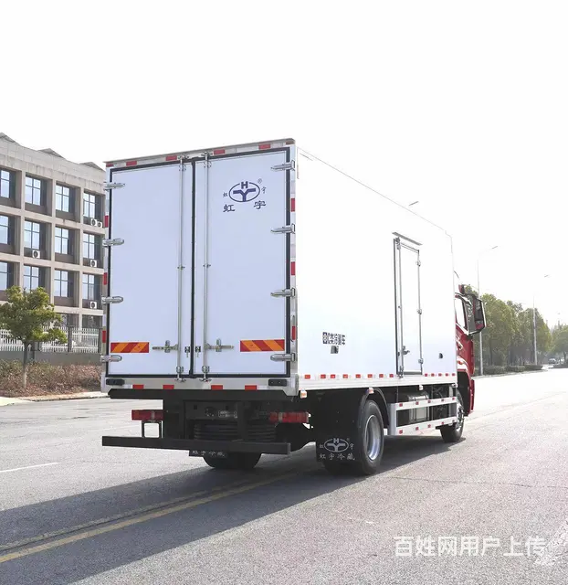 重汽豪沃6米8海鲜冻品冷藏车可以拉多少吨葡萄 - 图片 8