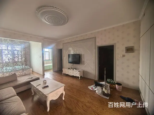 [微笑]出租[微笑]茄子河帕弗尔附近，7楼 - 图片 1