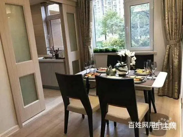 荣成樱花湖海世界 南北通透一线精装海景房，空气清新环境优雅 - 图片 1