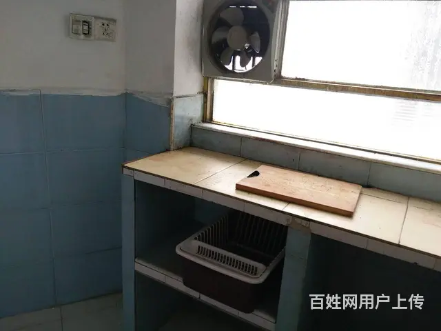 中山南路与先锋路交汇处有房出租 普通住宅1厅 精装修 - 图片 2