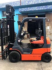 丰田2吨四轮电动叉车 证件齐全 新款进口二手叉车