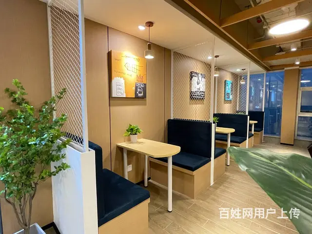 海珠广场办公室特价招租，落地窗带两个经理室，精装修配置家具 - 图片 9