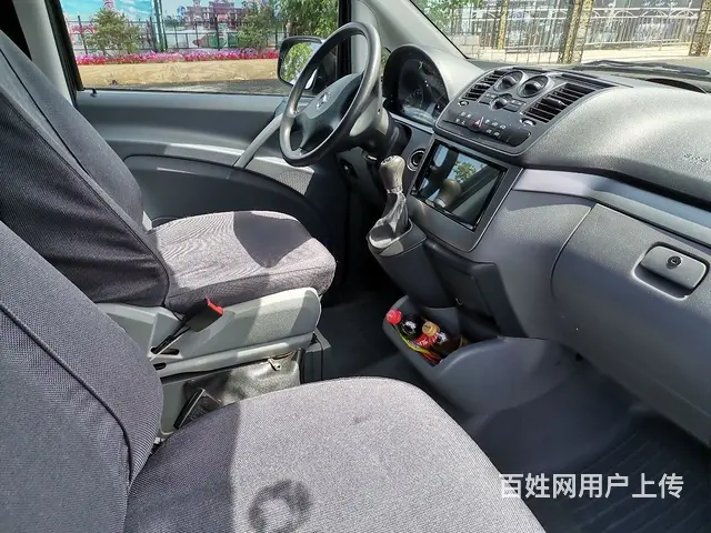 奔驰 威霆 2011款 2.5 手自一体 9座精英版 - 图片 4