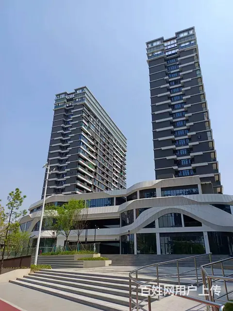 【搞定了！】发展大道  夷陵万达旁  公寓出租 - 图片 1