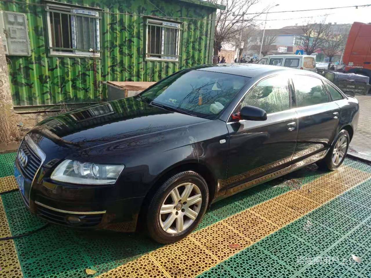 奥迪a6 2005款 a6l 3.0 手自一体 quattr