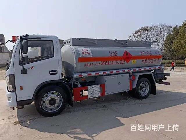 国六东风福瑞卡8吨油罐车 厂家促销 一降到底 - 图片 1