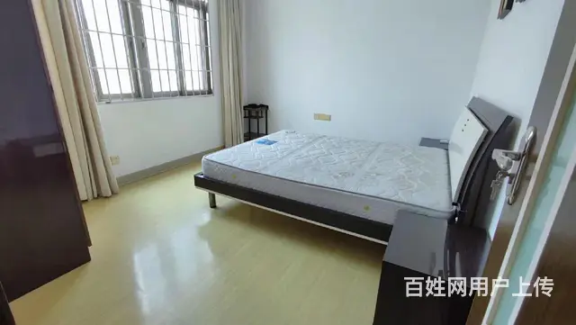 思北 国贸信隆城 朝南高层 格局方正 三房 花园小区华侨海景 - 图片 3