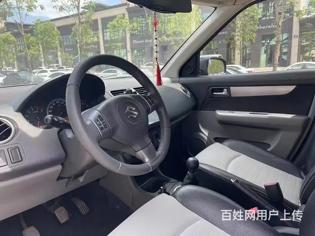 铃木 雨燕 2013款 1.5 手动 运动型 - 图片 4