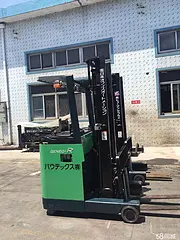 丰田1.5吨前移式电动叉车 货架堆高专用二手叉车